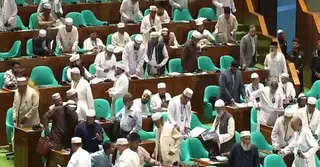 সংসদ অধিবেশন থেকে আবারও বিরোধী দলের ওয়াকআউট